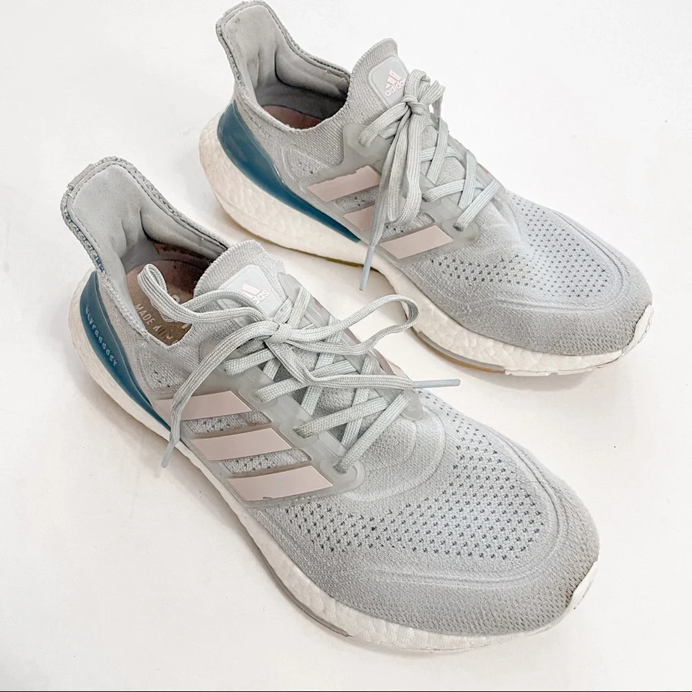Adidas Ultraboost 21 Women's Training Shoes in Blue and Pink | 8.5 - Picture 4 of 13